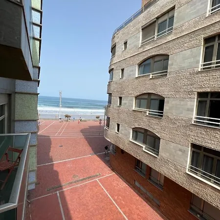 Vista Al Mar Parking Gratis